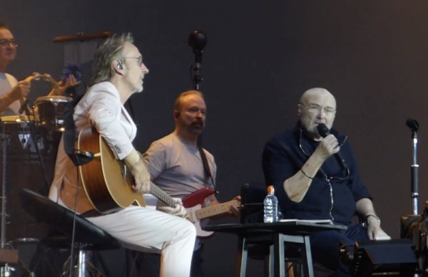 Phil Collins y Mike Rutherford volvieron a tocar juntos después de 12 años