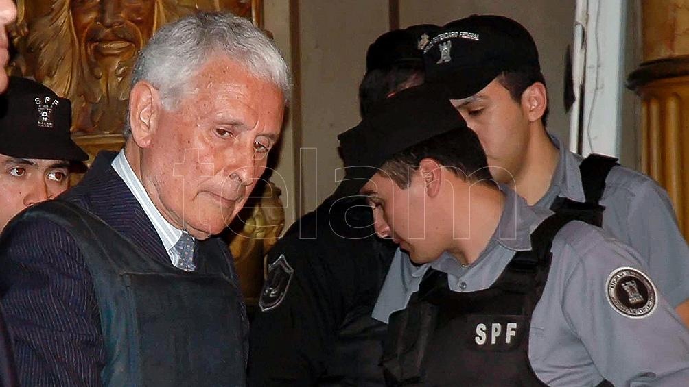 El represor Miguel Etchecolatz, uno de los juzgados por delitos de lesa humanidad