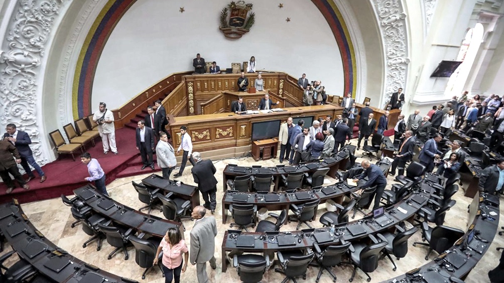 Venezuela elige 277 parlamentarios
